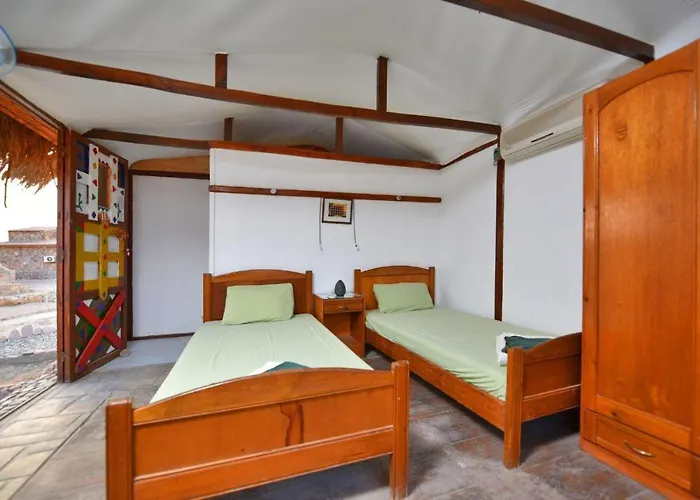 Bedouin Valley Eco Resort *
